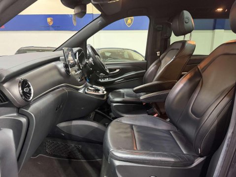 Mercedes-Benz V Class 2.0 V300d AMG Line MPV 5dr Diesel G-Tronic+ Euro 6 (s/s) LWB (239 ps) 25