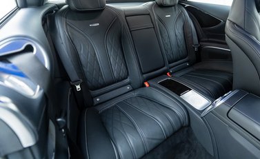 Mercedes-Benz S Class S63 AMG Coupe 16