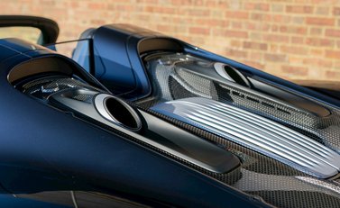 Porsche 918 Spyder Weissach 33