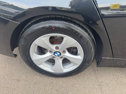 BMW 3 Series 2.0 320d ED EfficientDynamics Auto Euro 5 (s/s) 4dr 15