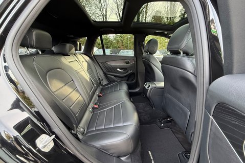 Mercedes-Benz GLC GLC 220 D 4MATIC AMG LINE PREMIUM - TWO OWNERS - PANORAMIC SUNROOF 30