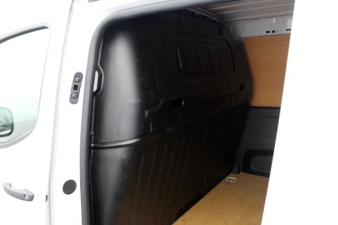 Vauxhall Combo Cargo 1.5 Turbo D 2300 Prime SWB Euro 6 100 ps 9