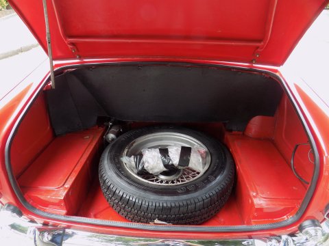 Triumph TR5 Pi Sports 28