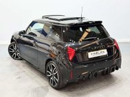 Mini Hatch 2.0S Sport Hatchback 3dr Petrol Steptronic Euro 6 (s/s) (204 ps) 30