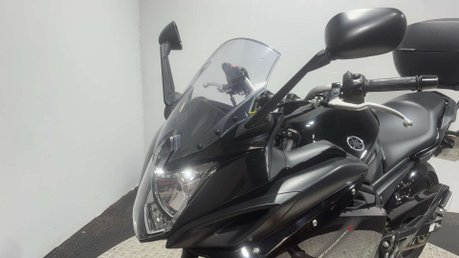 Yamaha XJ6 2010 ONLY 15K 1 FORMER OWNER LONG MOT WARRANTY 600CC A2 17