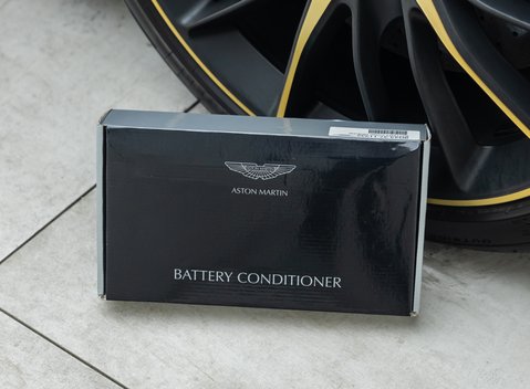 Aston Martin Vanquish ZAGATO 40