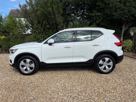 Volvo XC40 2.0 D3 Momentum Pro Auto Euro 6 (s/s) 5dr 3