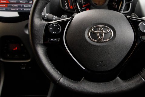 Toyota Aygo VVT-I X-CLUSIV X-SHIFT 18