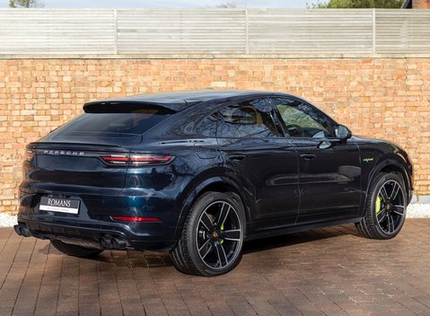 Porsche Cayenne E-Hybrid Coupé 7