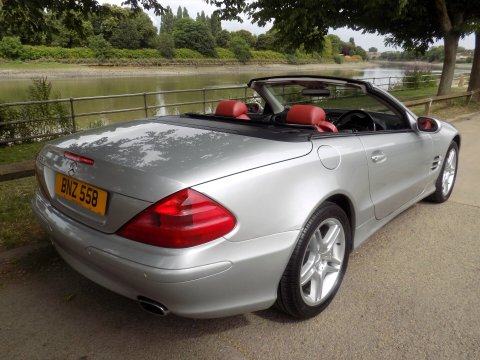 Mercedes-Benz SL Series SL500 4