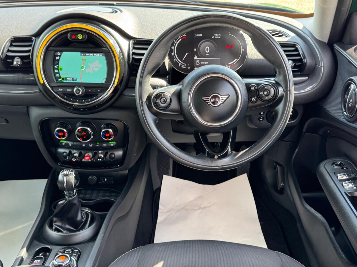 2020 MINI Clubman — image 2