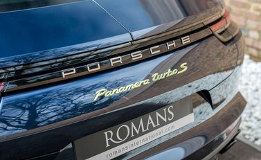 Porsche Panamera Turbo S E-Hybrid Executive 34