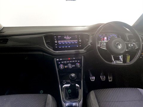 Volkswagen T-Roc 1.5 TSI GPF EVO R-Line SUV 5dr Petrol Manual Euro 6 (s/s) (150 ps) 18