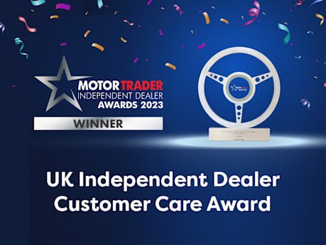 Frosts win Customer Care Award at the MotorTrader Independent Awards 2023 3