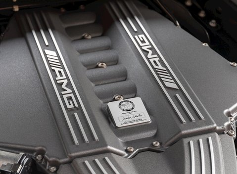 Mercedes-Benz SLS AMG Roadster 29