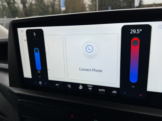 Ford Transit Custom SWB L1H1 Low Roof Trend 280 Air Con Alloys Cam Carplay Sensors EURO 6 32