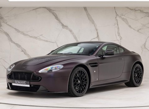 Aston Martin Vantage S V12 1