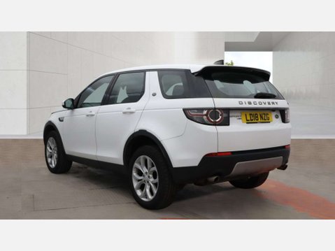 Land Rover Discovery Sport 2.0 Discovery Sport HSE TD4 Auto 4WD 5dr 3