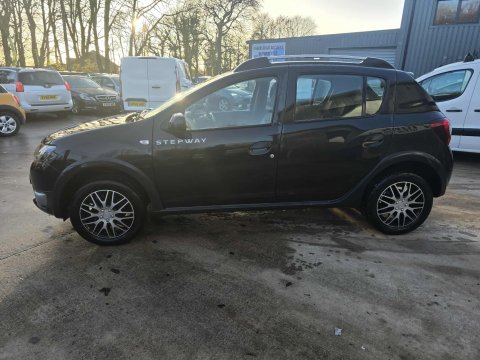 Dacia Sandero Stepway LAUREATE DCI 7