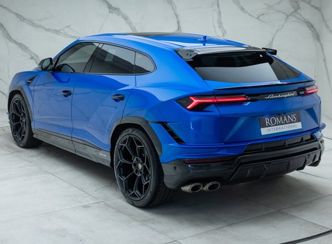 Lamborghini Urus PERFORMANTE 12
