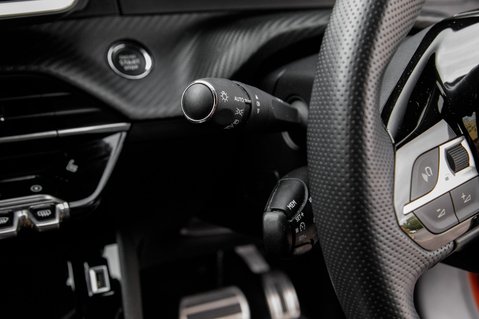 Peugeot 2008 GT 18