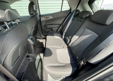 Kia Sportage Pure 1.6 T-GDi 11