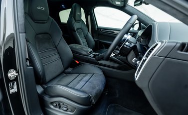 Porsche Cayenne GTS Coupe 11