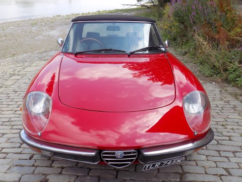 Alfa Romeo Spider 2000 Spider Veloce 77