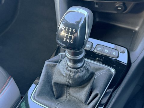 Vauxhall Mokka 1.2 Turbo SRi Premium 5dr 27