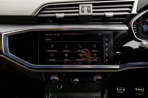 Audi Q3 TFSI S LINE BLACK EDITION 33