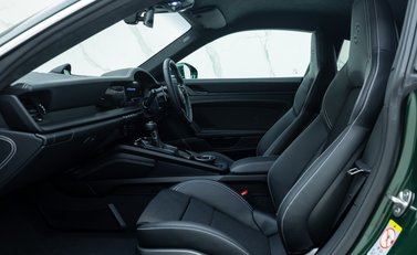 Porsche 911 GT3 TOURING (992.2) 17