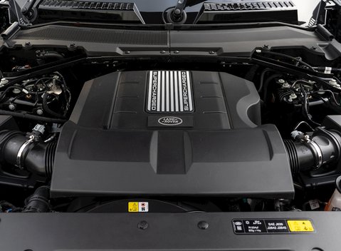 Land Rover Defender 90 V8 28