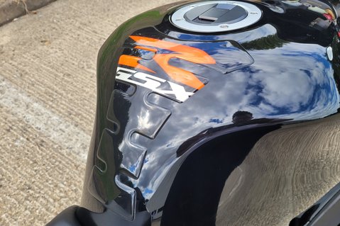 Suzuki GSX-R GSX-R 1000 Limited Black 24