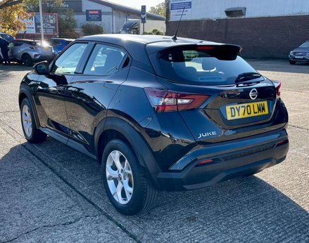 Nissan Juke 1.0 Juke Acenta DiG-T 5dr 8