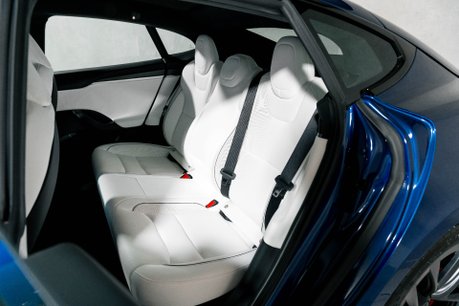 Tesla Model S PLAID AWD. NOW SOLD. SIMILAR REQUIRED. PLEASE CALL 01903 254800. 15