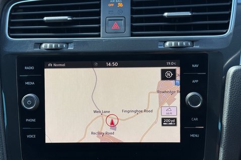 Volkswagen Golf MATCH TSI EVO - TWO OWNERS - APPLE CARPLAY - ADAPTIVE CRUISE  36
