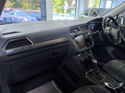 Volkswagen Tiguan 2.0 TDI SEL DSG Euro 6 (s/s) 5dr 27