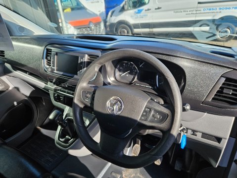 Vauxhall Vivaro L1H1 2700 SPORTIVE S/S 8