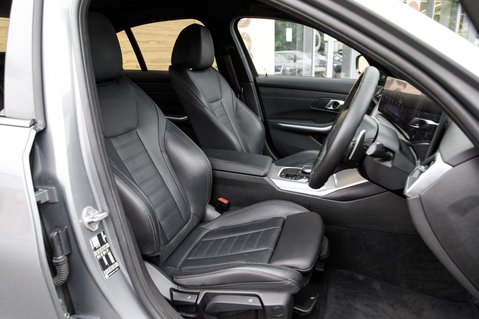BMW 3 Series 320I M SPORT 42