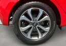 Hyundai i10 1.0 Play 5dr 11