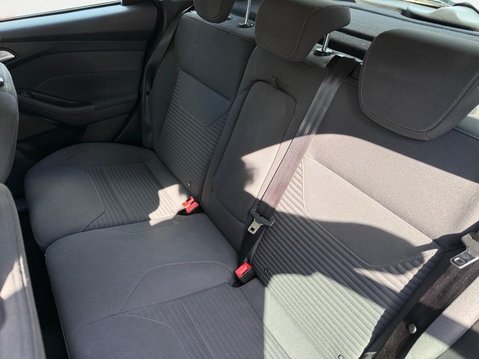Ford Focus 1.0T EcoBoost Titanium Auto Euro 6 (s/s) 5dr 12