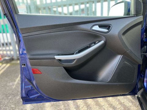 Ford Focus 1.6 Focus Zetec TDCI 5dr 38