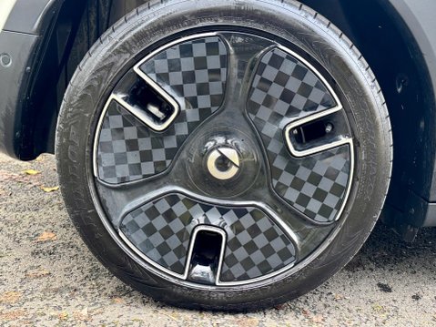 Smart #1 66kWh Launch Edition Auto 5dr 9