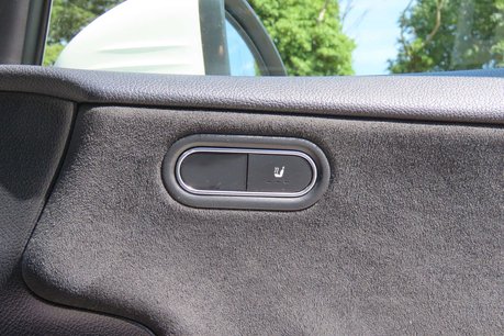 Mercedes-Benz A Class 1.5 A180d AMG Line (Executive) Hatchback 5dr Diesel 7G-DCT Euro 6 (s/s) (11 12
