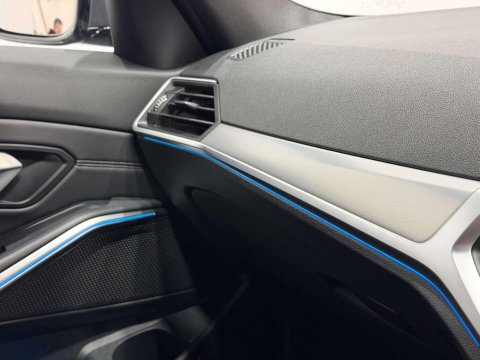 BMW 3 Series 2.0 330e 12kWh M Sport Saloon 4dr Petrol Plug-in Hybrid Auto Euro 6 (s/s) ( 51