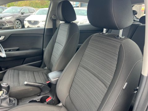 Kia Stonic 1.0 T-GDi 2 Euro 6 (s/s) 5dr 25