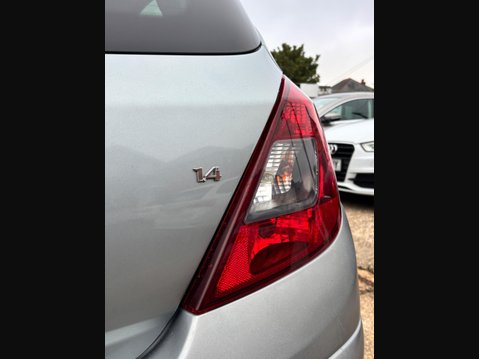 Vauxhall Corsa 1.4 16V SRi Euro 5 5dr 7