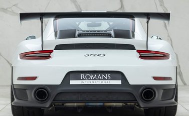 Porsche 911 GT2 RS (991) 27