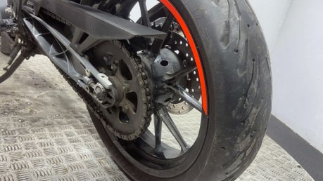 KTM Duke 2020 ONLY 10K RUNNING PROJECT BIKE SPARES OR REPAIR 125CC 12