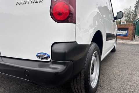 Peugeot Partner 850 S L1 1.6 Hdi 92ps Panel Van - Air Con - Direct from MOD 21